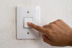 Empréstimo na conta de luz: direitos se atrasar um pagamento